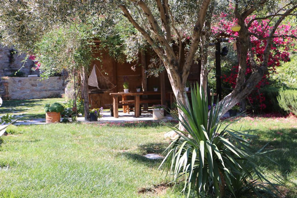 Naiades Villas Karystos  Buitenkant foto